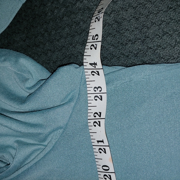 Trilliogy Embellished Tunic Top size 2x - Picture 8 of 9